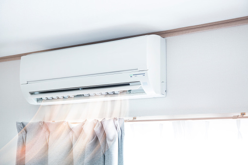Comment installer un climatiseur monobloc réversible ?